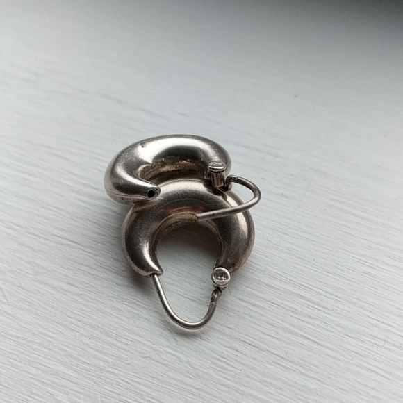 Sterling Silver Endless Closure Crescent E… - Picture 4 of 5